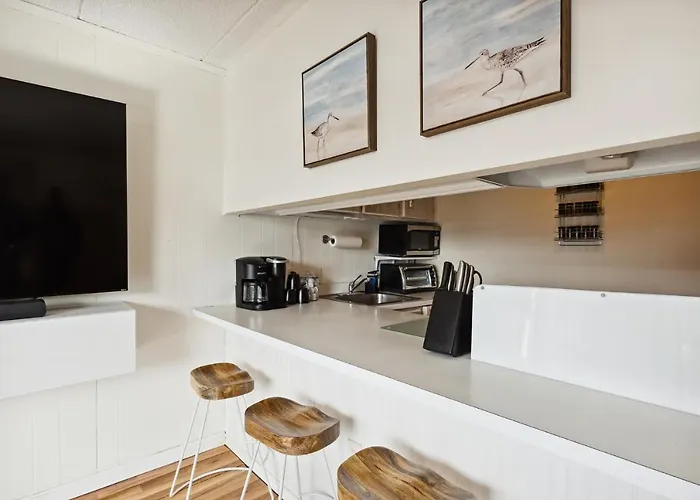 Apartamento Fun & Comfy Beachside Getaway ~ King Bed ~ Balcony Ocean City